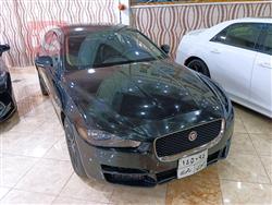 جاكوار XE